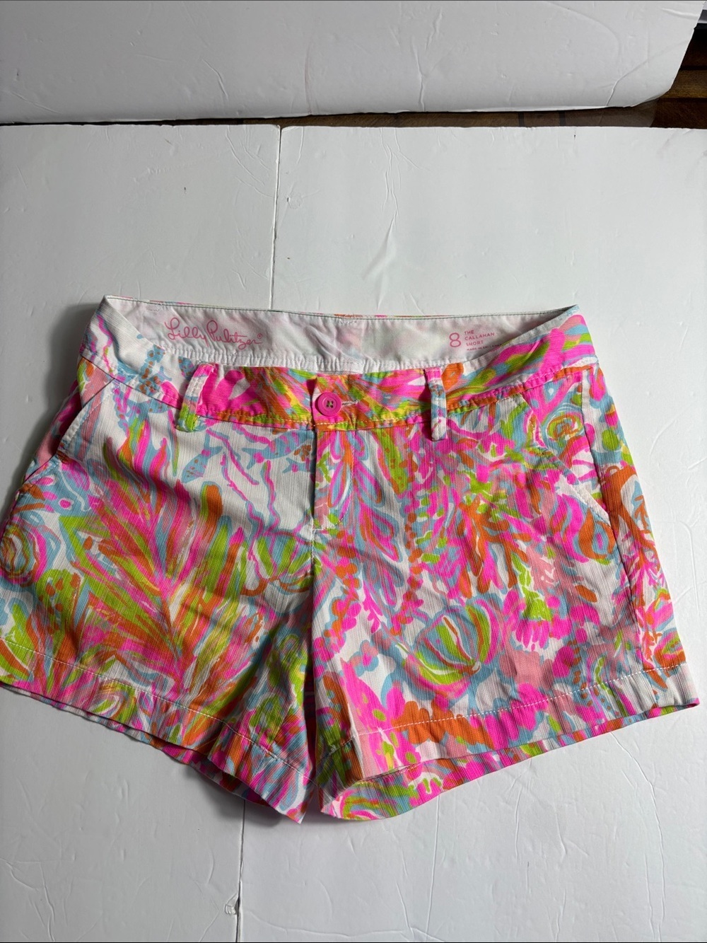 Lilly Pulitzer Callahan Shorts Sz 8 Pink Tropical Print Flat Front Cotton Shorts